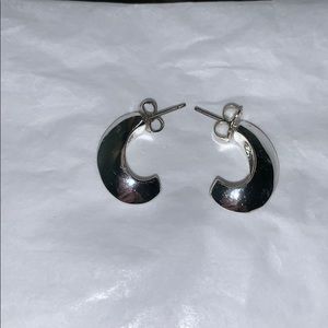 SS earrings